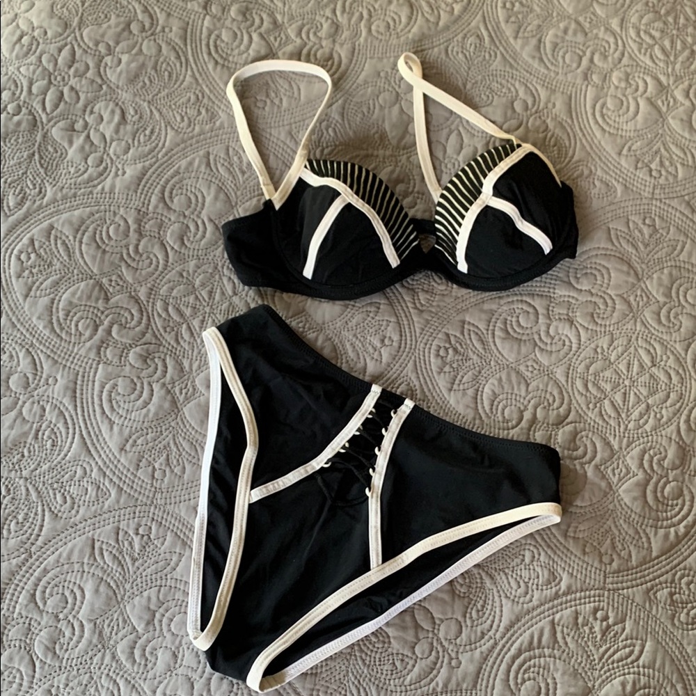 Parah Black and White Women's Bikini , size S